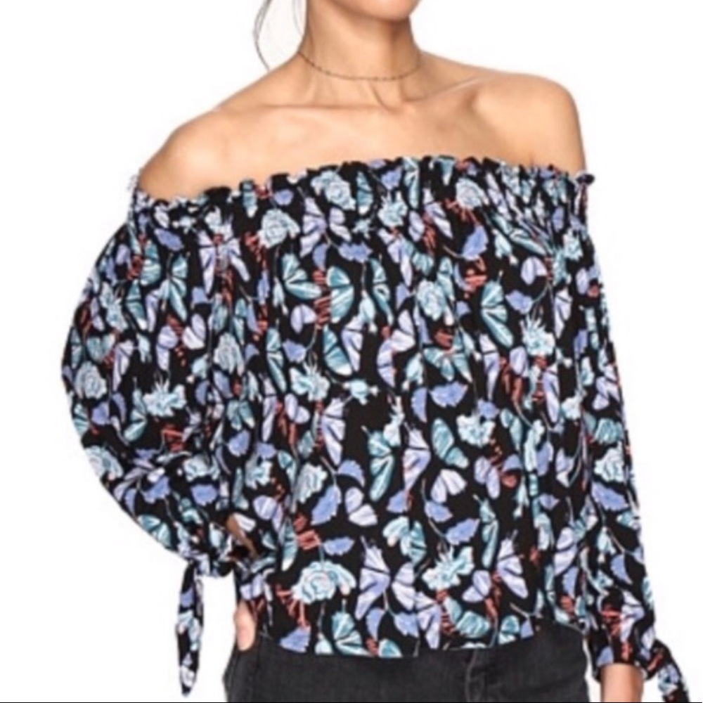 Free People off the shoulder blouse. - Picture 1 of 5